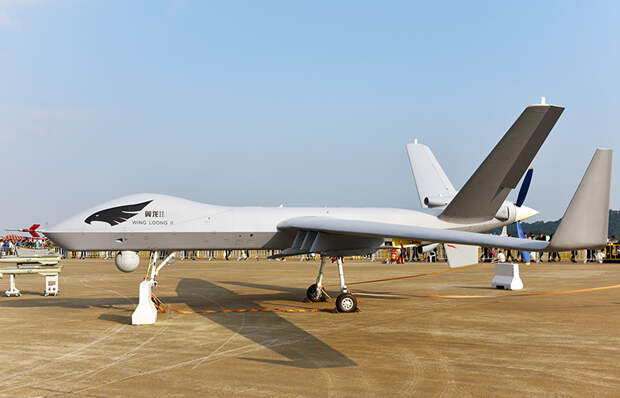 На фото: беспилотный летательный аппарат Wing Loong II