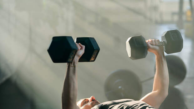 Врач Миронов рассказал о вреде слишком ранней тренировки