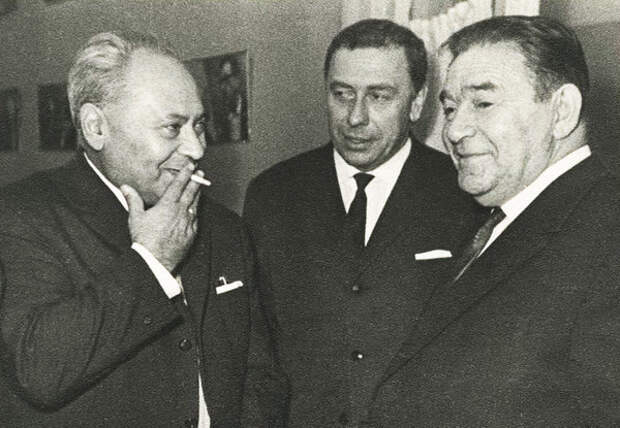 Лев Свердлин, Анатолий Папанов и Леонид Утёсов, 1965 год (http://www.leonid-utesov.ru)