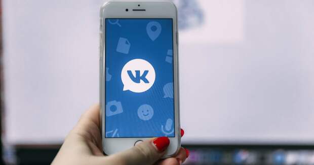 Смартфон, приложение ВКонтактке