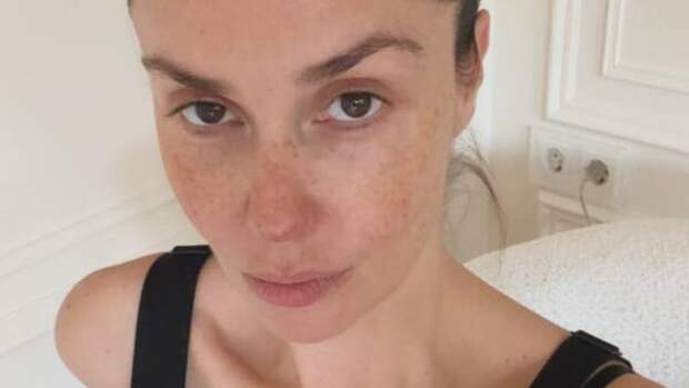 Муцениеце раскрыла свой вес после родов и показала фигуру — прошло лишь полтора месяца