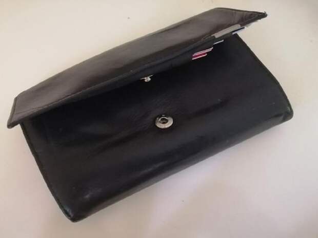 Ярославец донес сумку до дома пенсионерки, а потом обокрал бабушку