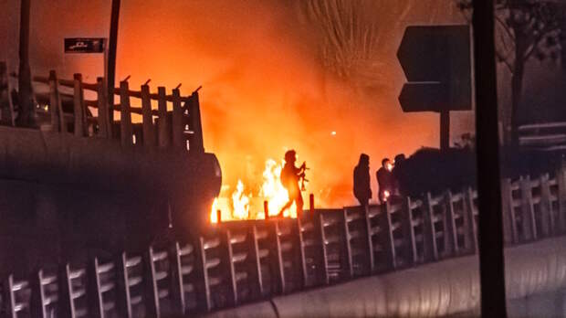 О гибели от 12 тыс. до 20 тыс. человек в ходе протестов в Иране сообщил CBS со ссылкой на активистов