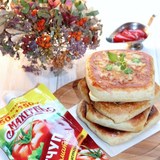 Лучший рецепт лепешек с капустой, курицей и кетчупом "МахеевЪ"