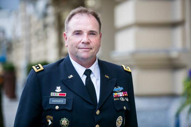 Генерал США Ходжес призвал Турцию закрыть проливы для ВМФ РФ  