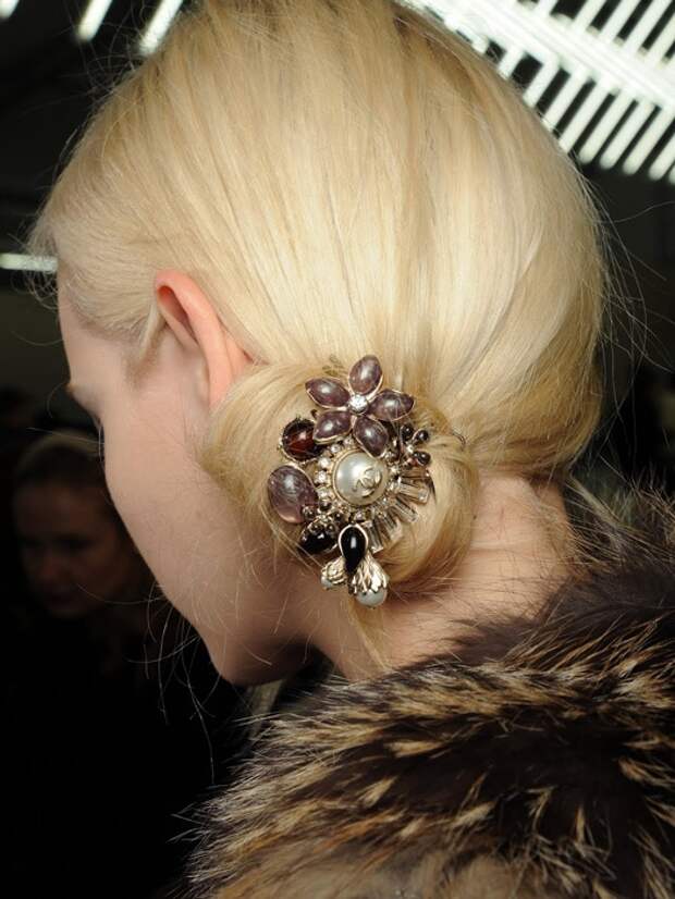 Hair Brooch (подборка)