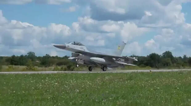 Украинское подполье: Появившийся в небе над Одессой истребитель F-16 улетел в сторону Молдавии