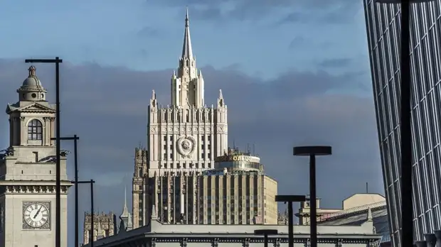 ОАЭ отозвали своего посла в Ливане вслед за Саудовской Аравией и Кувейтом