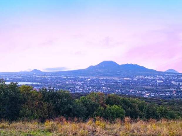 Чем занимаются отдыхающие в Пятигорске помимо лечения?