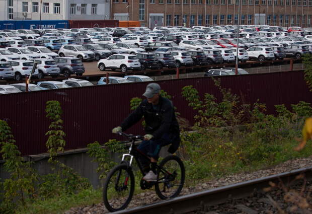 Один из крупнейших в России автоконцернов столкнулся с обрушением продаж