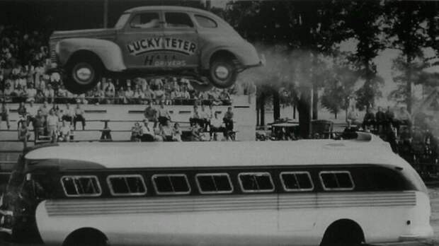 Каскадеры-шоумены и их летающие машины, фотографии 1930-1940 годов