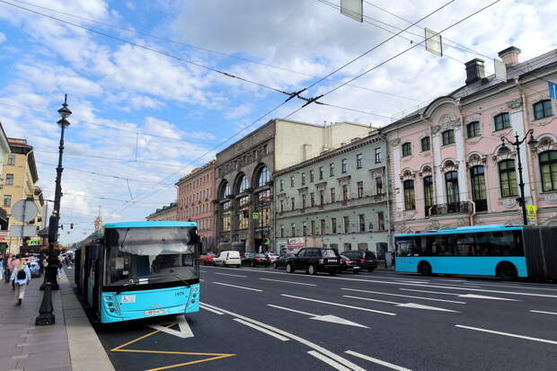 Эксперты требуют сохранить историческое здание в Санкт-Петербурге