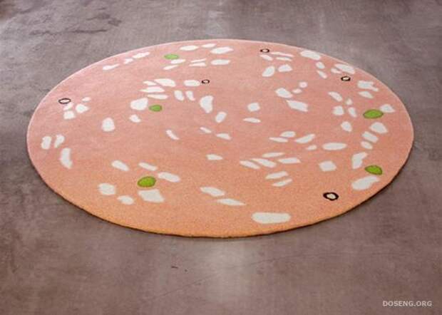 Самые необычные и даже нелепые дизайнерские ковры (13 фото)