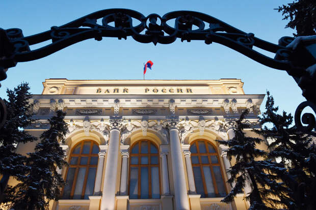 Реальный курс рубля вырос с начала года