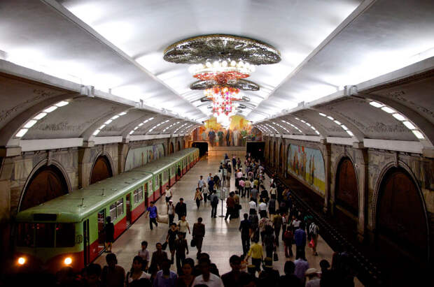 Самые глубокие станции метро в мире
