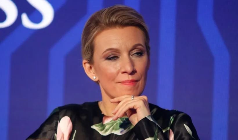Накажите себя сами: Захарова «щелкнула по носу» США за новые санкции против России