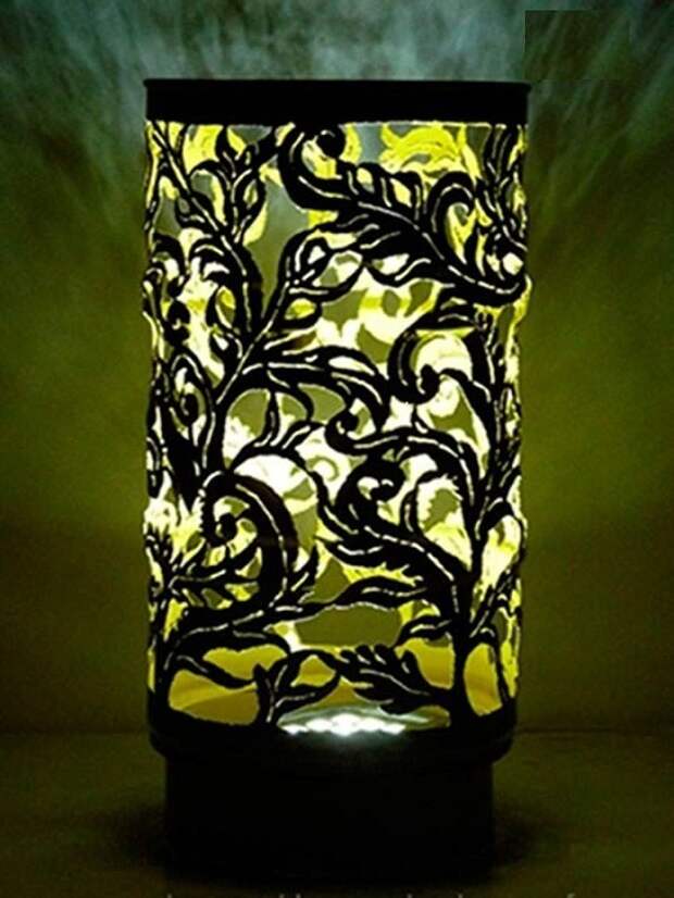 Невероятной красоты напольный светильник из металлической бочки.