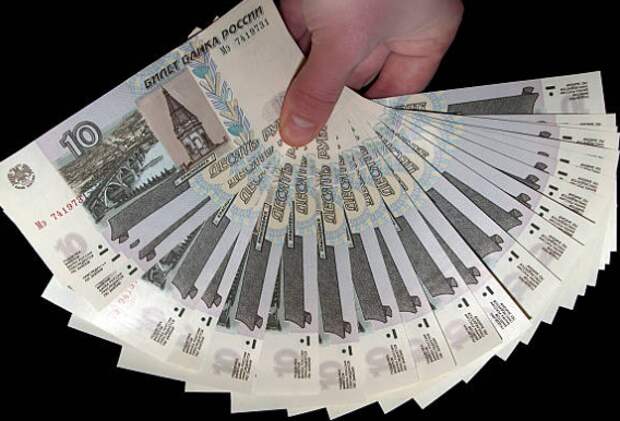 Каким будет курс рубля к доллару в конце года?