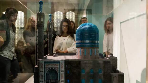 Россиянам рассказали о редких экспонатах в музее истории религии в Петербурге