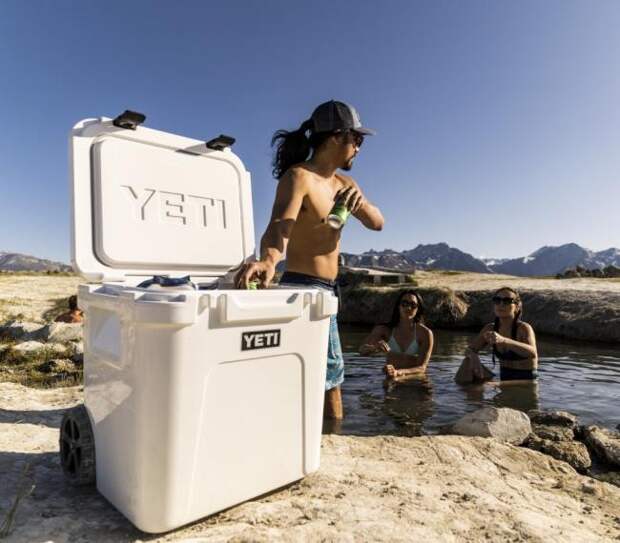 YETI Roadie 48 Wheeled Cooler