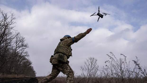 Западные военные сели в лужу на Украине: горькие признания натовцев