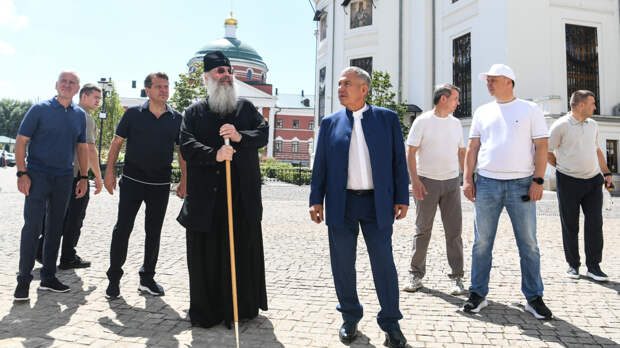 Рустам Минниханов ознакомился с ходом работ по восстановлению комплекса зданий Казанского Богородицкого монастыря