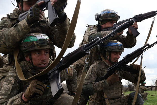 Посол Мирошник: военным преступникам Украины грозит пожизненное заключение