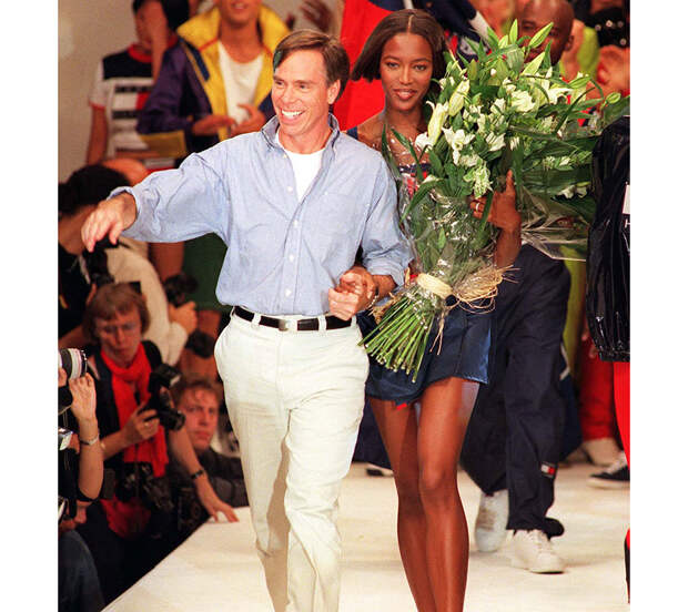 Томми Хилфигер и Наоми Кемпбелл на показе  Tommy Hilfiger весна-лето 1997