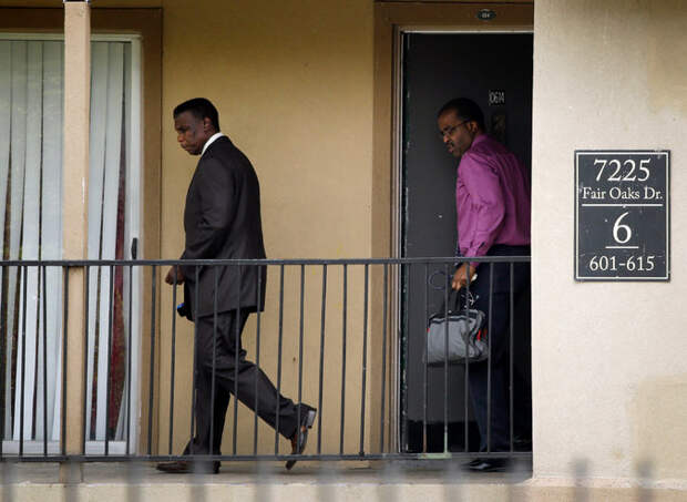 Delay in Dallas Ebola Cleanup as Workers Balk at Task
