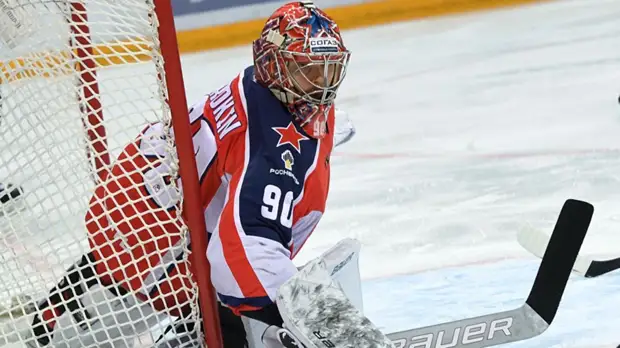 Сорокин, Робинсон и Гусев признаны лучшими игроками марта в КХЛ