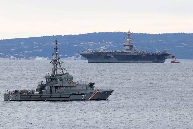 США спрогнозировали потерю огневой мощи из-за авианосца