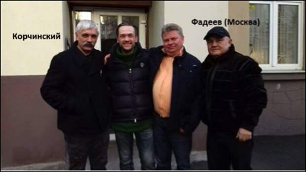 Рейдерство, похищение людей и протесты: Порошенко и Аваков курируют всех радикал-националистов Украины