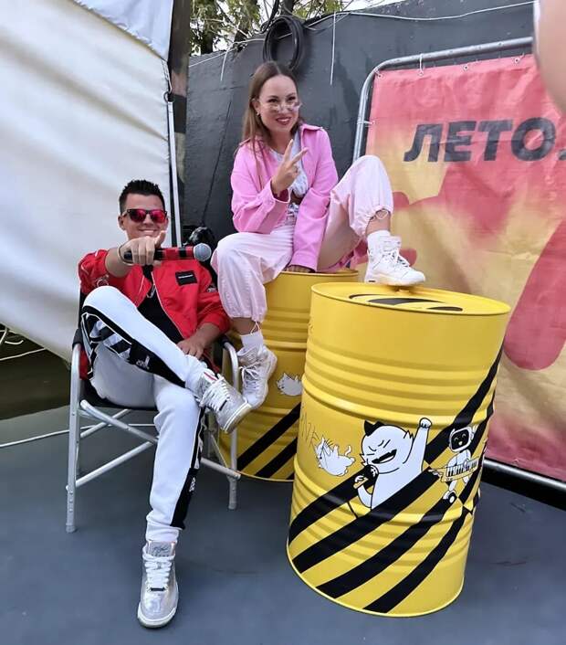 Кирилл Туриченко трогательно поздравил жену с днем рождения: «Ты сердце нашей семьи»