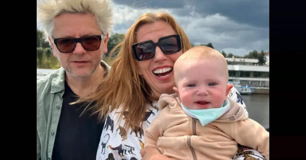 Светлана Бондарчук показала редкие фото с сыном по случаю его трёхлетия