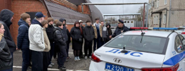 Сотрудники Госавтоинспекции Ивановской области организовали профориентационное мероприятие для школьников