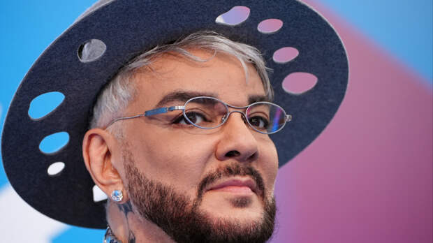 «Мой маленький сыночек»: Киркоров хочет улететь на луну со своей собакой