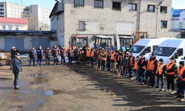 «Чистый город» наращивает мощь: дворники Архангельска готовятся к майским праздникам