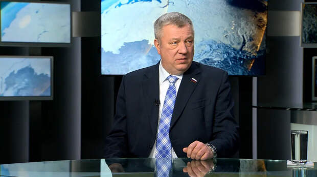 Проблема есть. Шахназаров прав. Но нюансы объяснил генерал Гурулёв