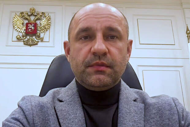 Полпред президента на Урале Артем Жога рассказал о регулярных поездках в Донбасс