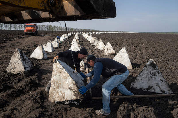 Глава инженерных войск ВСУ Сиротенко: Украина строит сплошную линию обороны