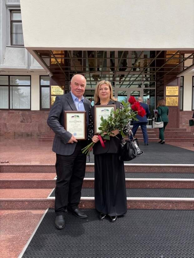 Глава Адыгеи Мурат Кумпилов отметил заслуги преподавателей АРКИ