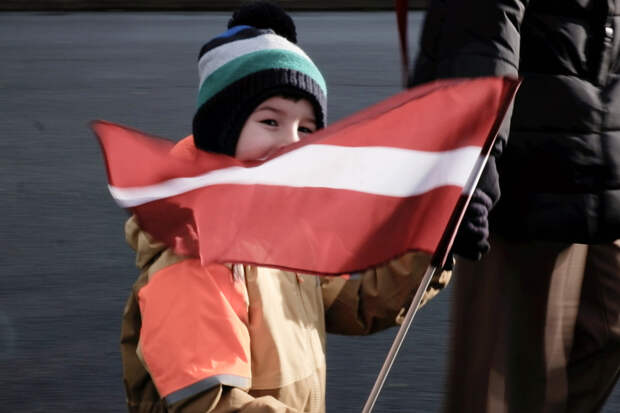 Латвия вводит лингвистический апартеид для русских детей