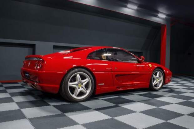 Ferrari F355 Berlinetta - один из самых красивых автомобилей