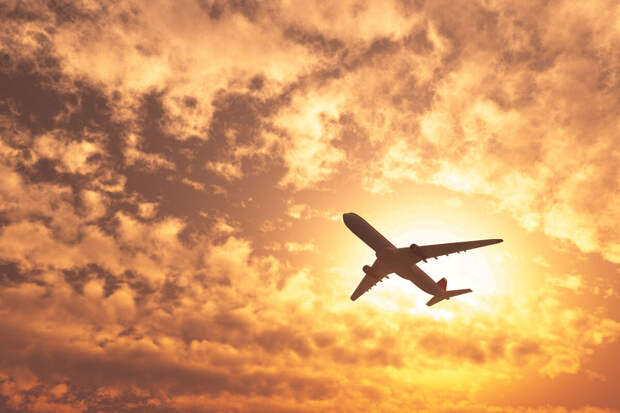 Aviaincident: летевший в Худжанд самолет сел в Самаре из-за больного пассажира