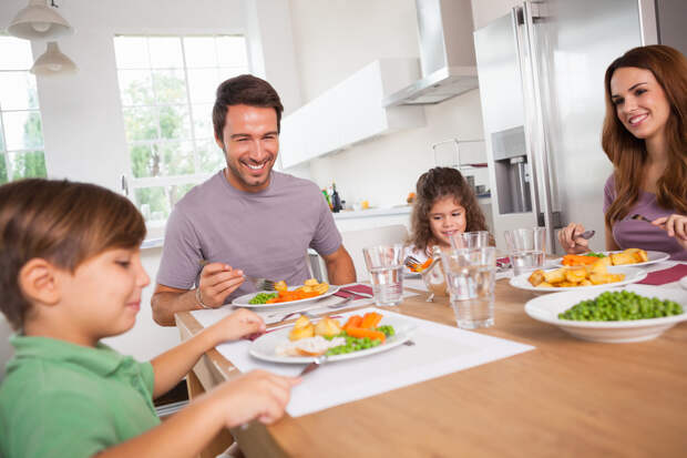 shutterstock 124020688 Why Sharing Family Meals Is So Important
