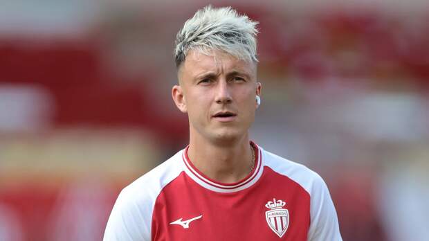 Агент Головина ответил, не хочет ли россиянин покинуть «Монако»: «У команды непростой период»