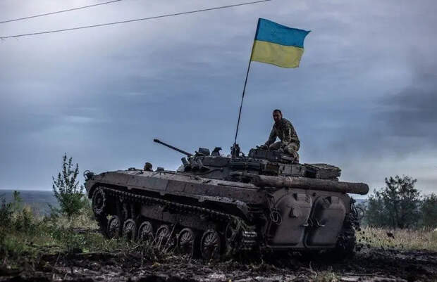 Украинское издание: ВС России не сумели достичь быстрого успеха под Очеретино, так как ВСУ «замедлили» их продвижение