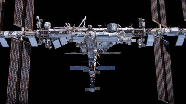 С новогодними подарками: грузовой корабль «Прогресс МС-29» пристыковался к МКС