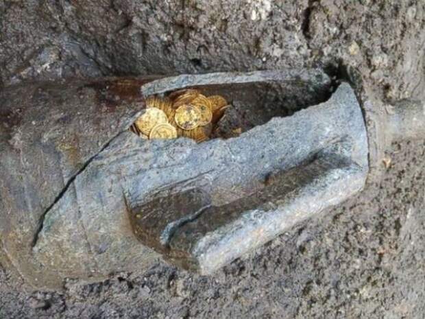 В Италии нашли золотые монеты времен Римской империи