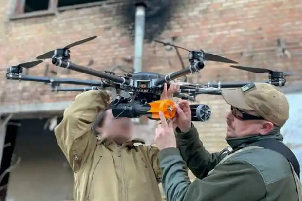 Противник пытается организовать снабжение окружённой у Купянска группировки